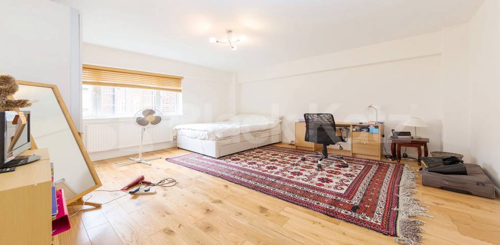 			Studio Apartment, 1 bath, 1 reception Flat			 Elsham Road, Holland Park/Kensington Olympia